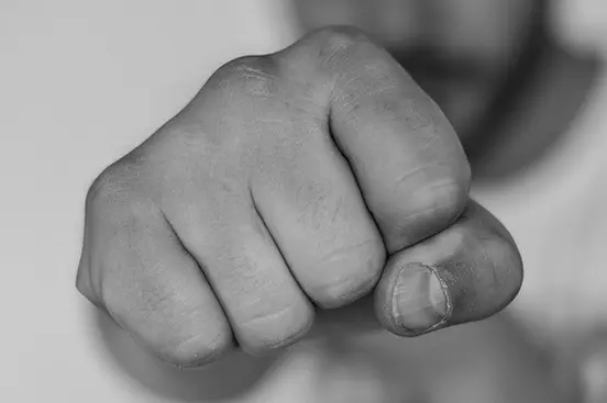 section-4 Self-Defense under A.R.S. 13-404: